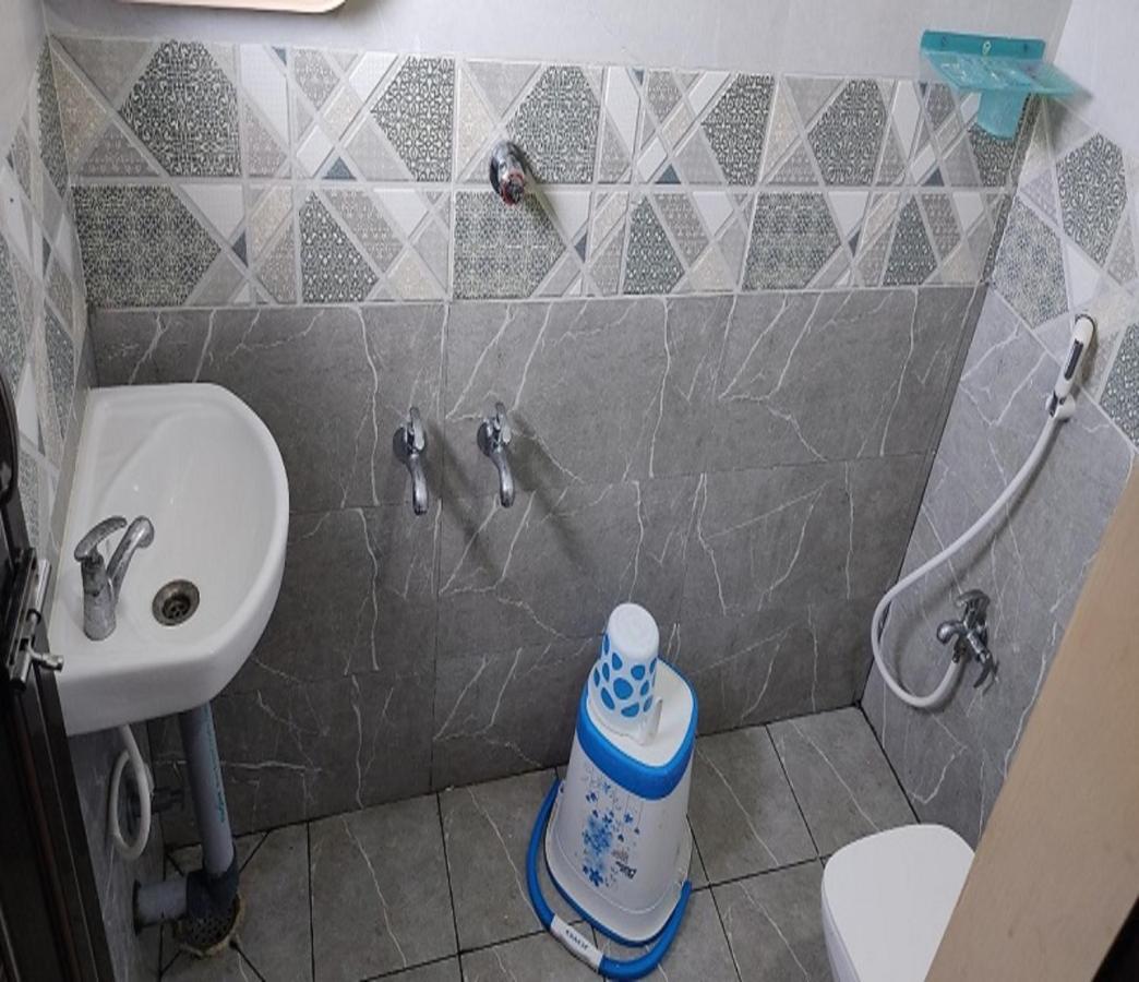 מלון Thalaivasal Jeeva Residency מראה חיצוני תמונה