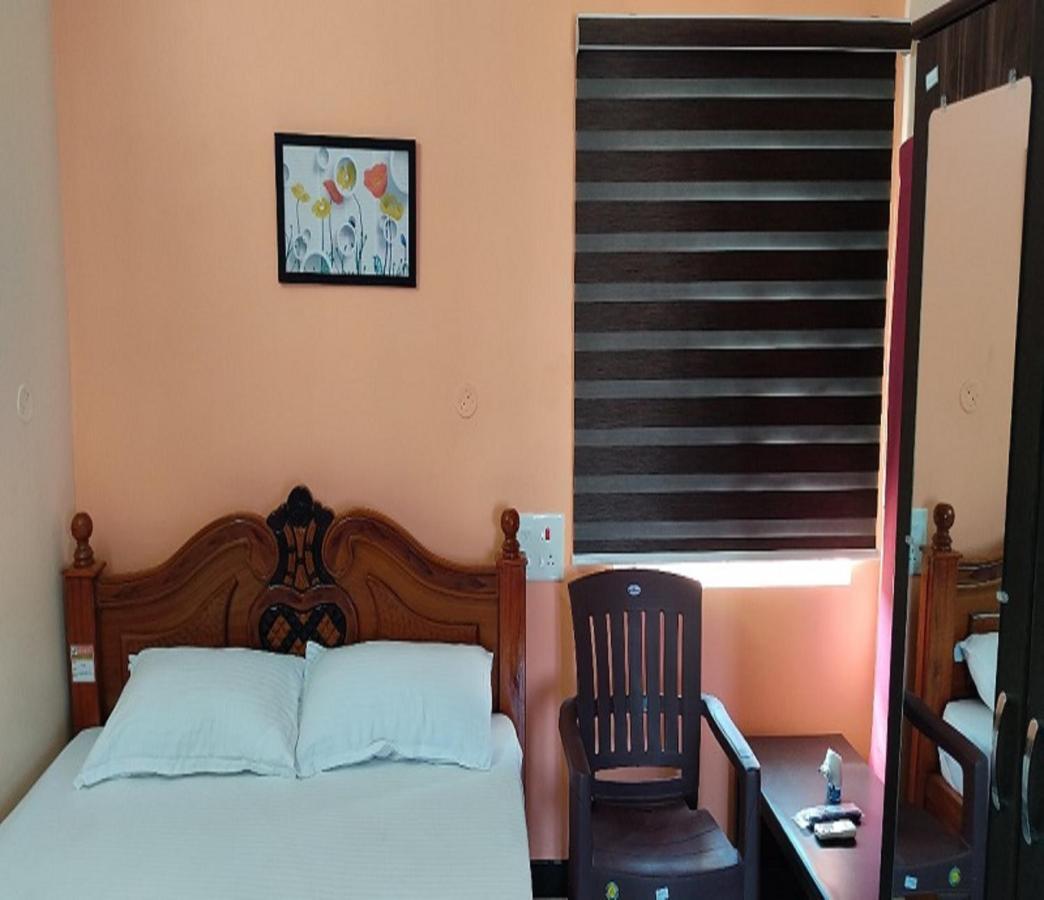 מלון Thalaivasal Jeeva Residency מראה חיצוני תמונה
