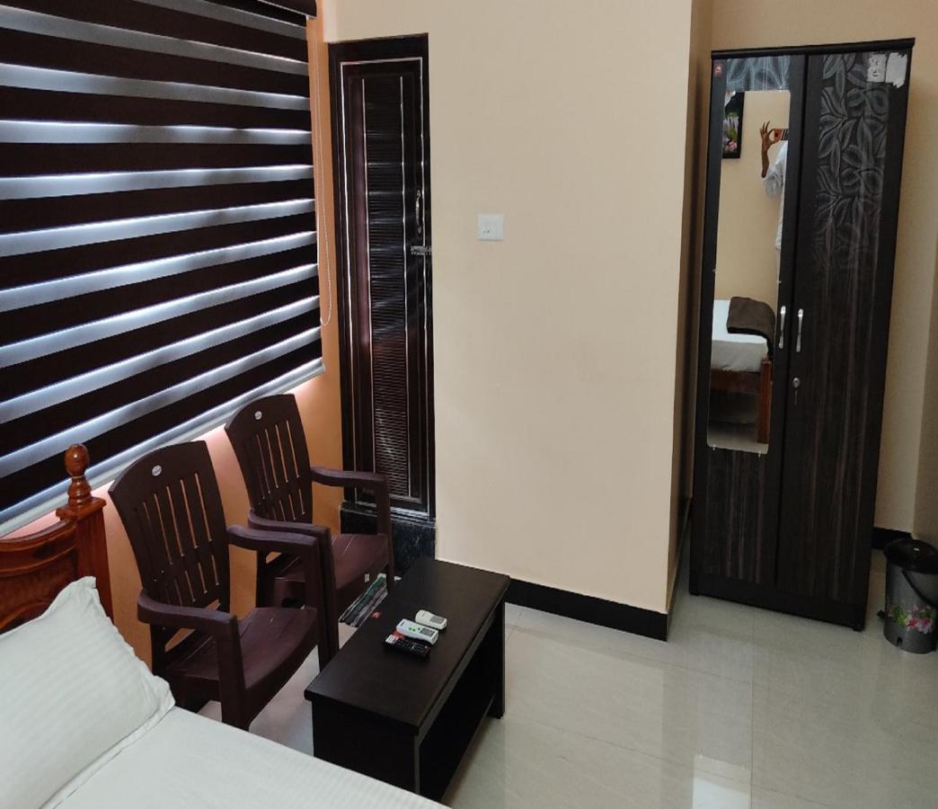 מלון Thalaivasal Jeeva Residency מראה חיצוני תמונה