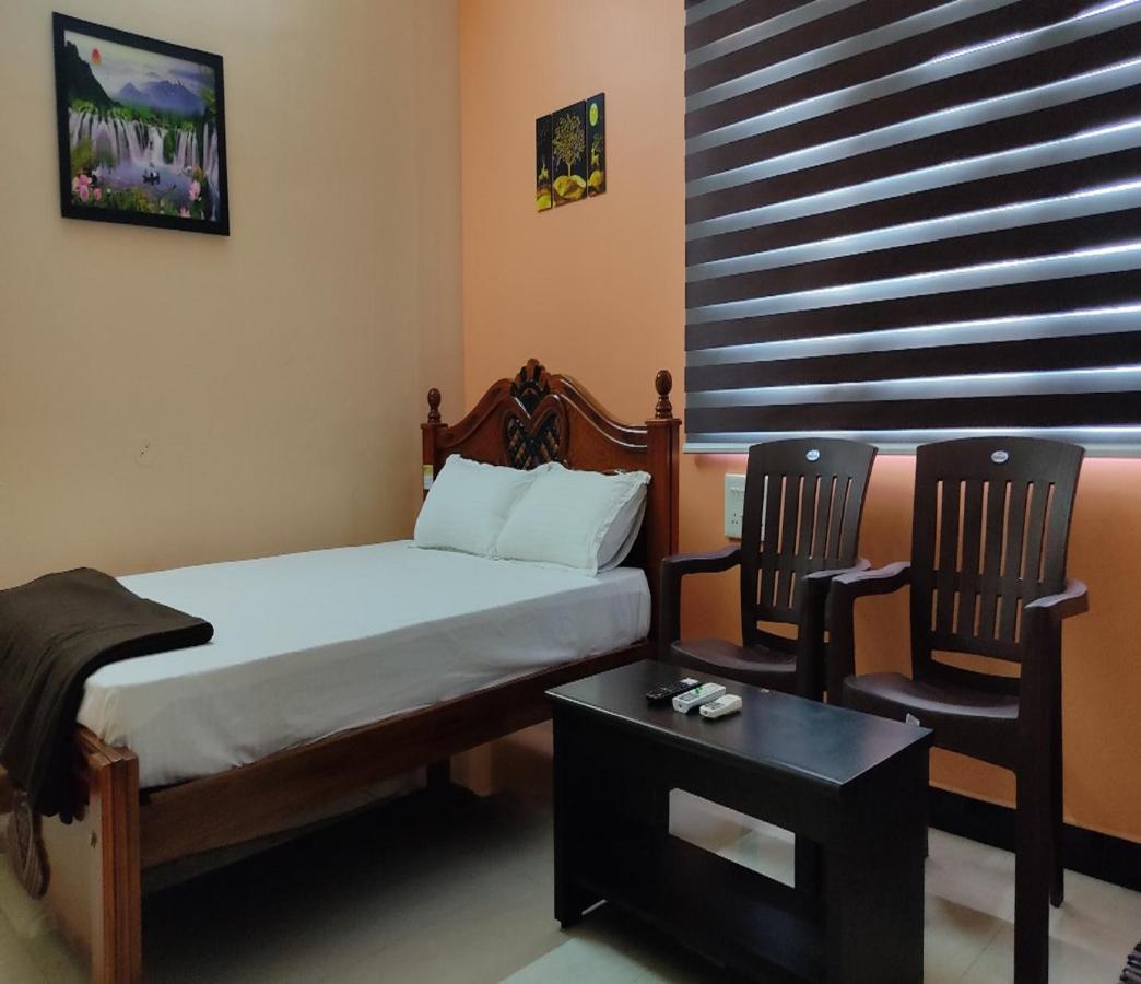 מלון Thalaivasal Jeeva Residency מראה חיצוני תמונה