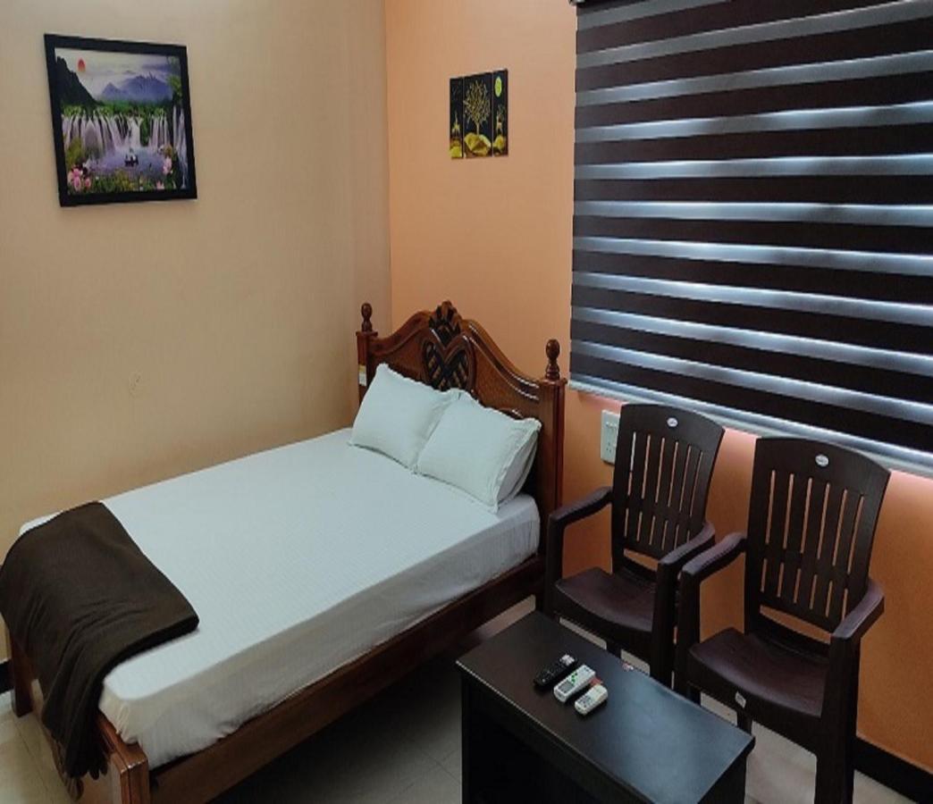 מלון Thalaivasal Jeeva Residency מראה חיצוני תמונה